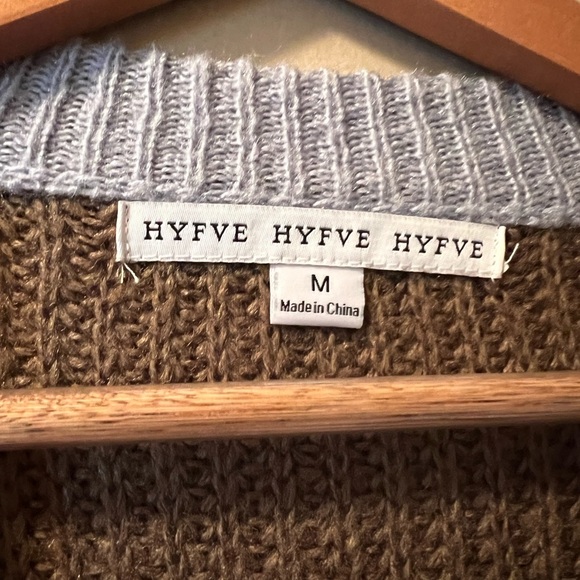 Size medium Vici collection Hyfve sweater - Picture 3 of 3